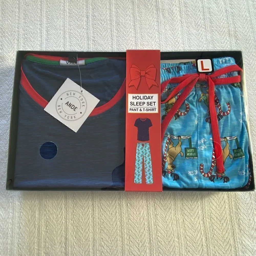 ANDE Holiday Men’s Pant and T-Shirt Sleep Set - Comical Reindeer